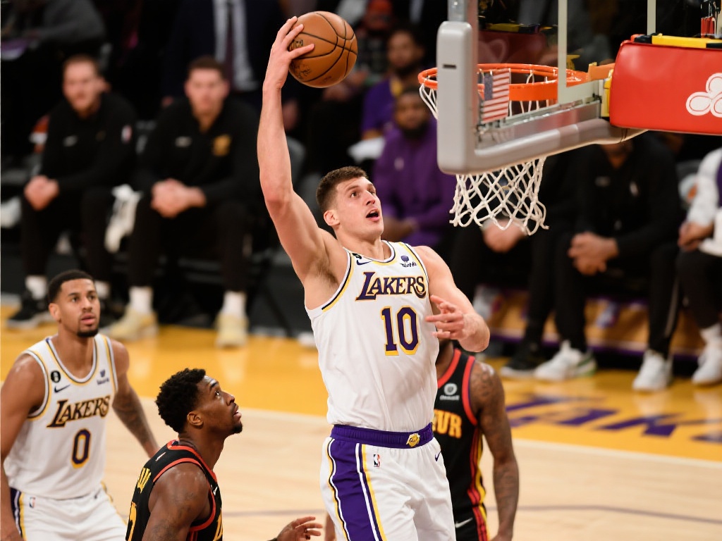 福克斯28+11萨博尼斯17+13，马刺大胜国王文班缺阵仍强势